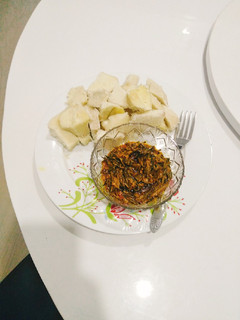 A picture of Yam and ugba souce.