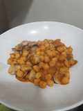 Garbanzos con chirlas