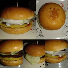 A picture of Grilled Veg Aloo tikki Burger.