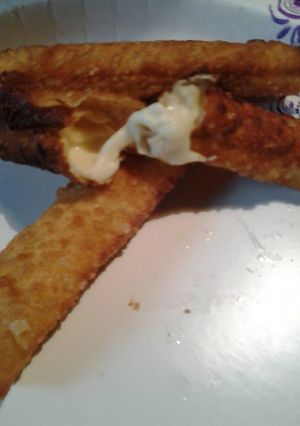 A picture of Cheese stick eggrolls.