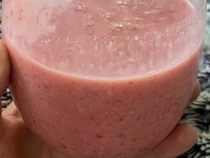 Easy Way Make Strawberry banana coconut healthy smoothie the So Delicious Perfect