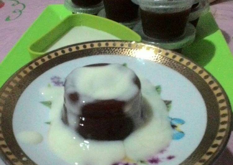 Puding coklat with vanila vla