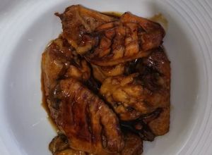 Foto de Peito de frango caramelizado ao molho shoyu