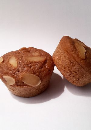 Una foto de Muffins de banana veganos