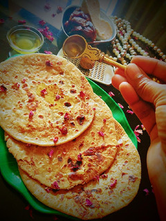 A picture of Paneer Dates Poli.