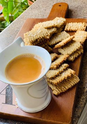 आटा बिस्कुट(Aata biscuit recipe in Hindi) रेसिपी मुख्य फोटो