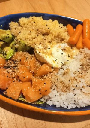 Una foto de Poke salad