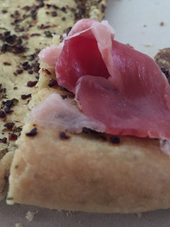 Una foto de Focaccia de ajo y orégano.