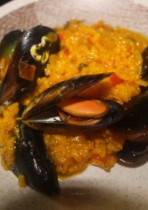 Una foto de Arroz con mejillones