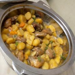 Potato and chicken casserole A picture of Potato and chicken casserole.
