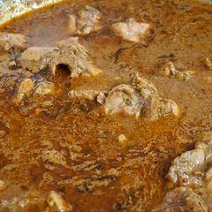A picture of Chicken curry.