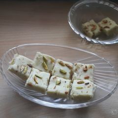 A picture of Milk powder burfi in 10 minutes.