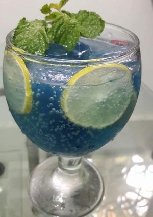 A picture of 🍹🍹🍹Electric Lemonade 🍹🍹🍹 #KokabandCookpad #ramadankitiyari.