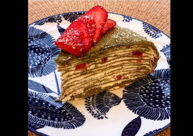 Recipe: Perfect Gâteau de crêpes au thé matcha et aux fraises 🇯🇵