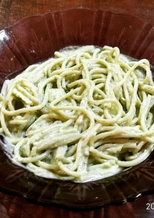 Una foto de Spaghetti en salsa de cilantro