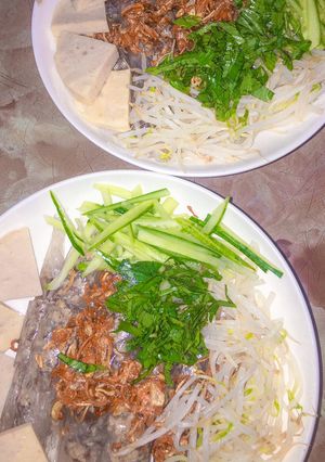 Hình của món Bánh cuốn nóng bằng bánh tráng.