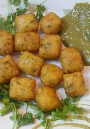 A picture of Chilli garlic potato bites.