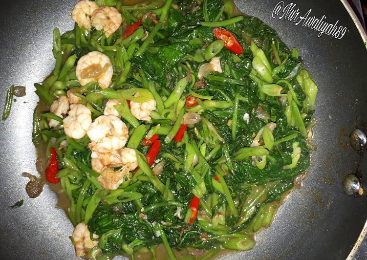 Resep Tumis kangkung saos tiram, Enak