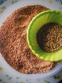 तिळाची चटणी (tilachi chutney recipe in marathi) रेसिपी चे मुख्य फोटो