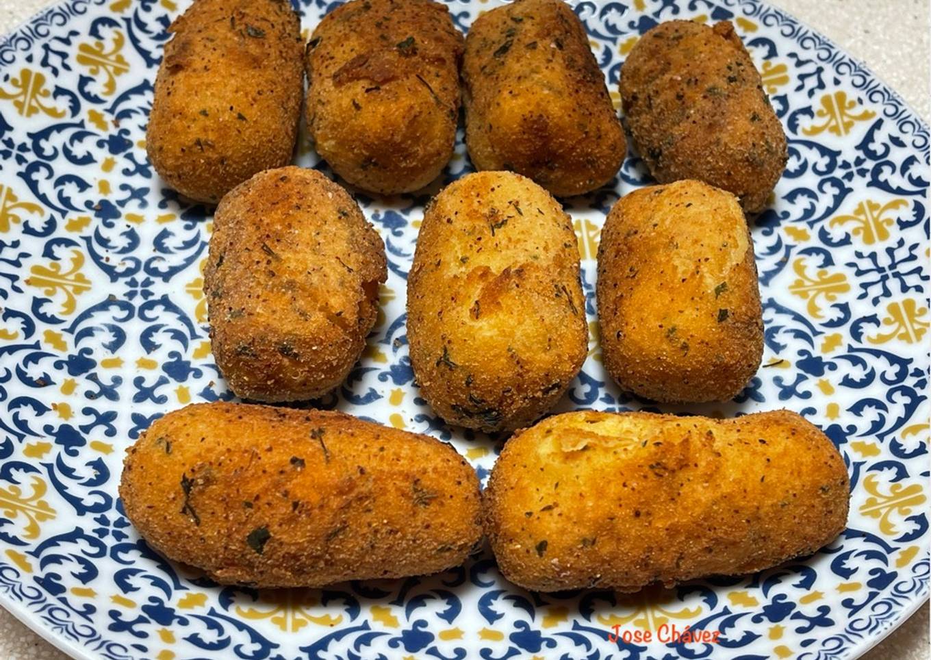 Croquetas de papas con queso