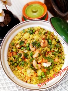 तहरी (tahri recipe in Hindi) रेसिपी मुख्य फोटो
