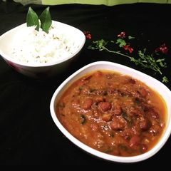 A picture of Rajma chawal.