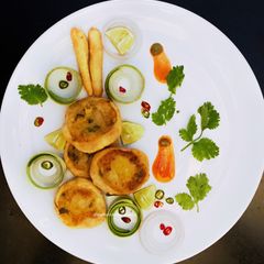 Pinwheel Samose (Bakarwadi) A picture of Pinwheel Samose (Bakarwadi).