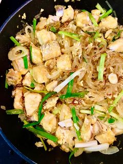 Hình của món Cá chẽm xào miến.