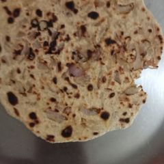 A picture of Onion paratha.
