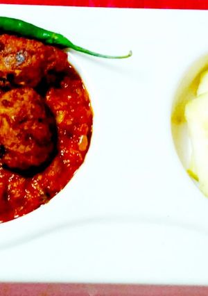 A picture of Guava Kofta Curry.