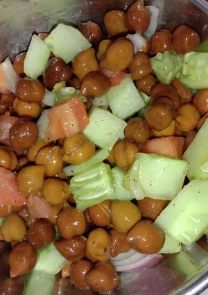 A picture of Chana Chaat.