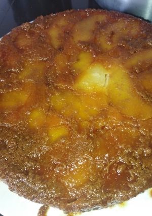 Una foto de Torta de manzana con caramelo de azúcar!! 🇵🇾