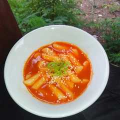 Kuliner Khas Korea~Toppoki Ala Korea রেসিপির প্রধান ছবি
