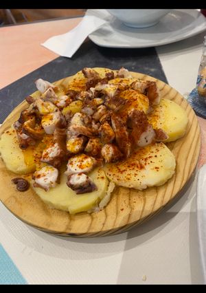 Una foto de Pulpo a la gallega