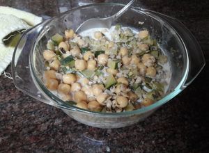 Foto principal de Ensalada de garbanzo vegana 🥗