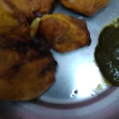 A picture of Potato pakoda.