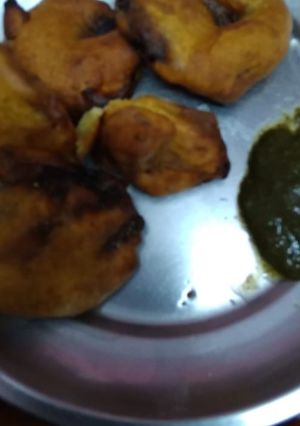 A picture of Potato pakoda.