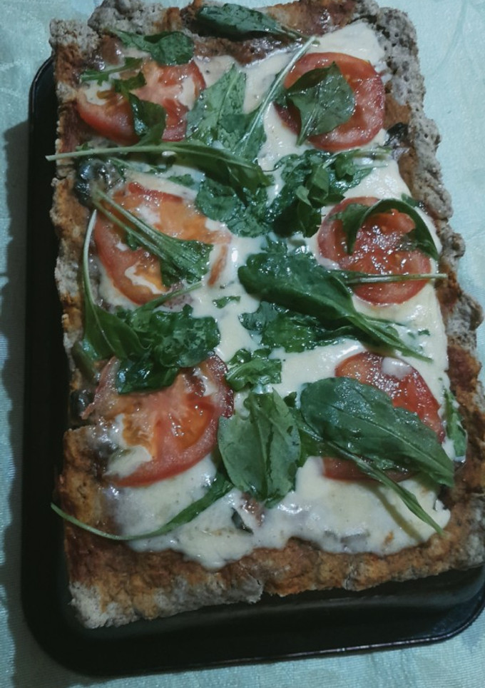 Una foto de Masa de pizza integral sin levadura / polvo para hornear