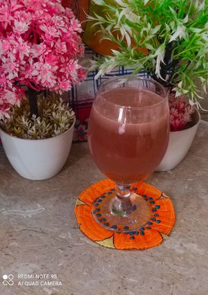 A picture of Pomegranate juice.