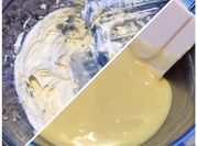 Una foto de crema de leche, chocolate blanco