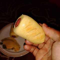 A picture of Sausage roll.