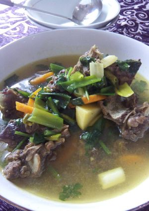 Foto resep "Sup Tulang Sapi Kaya Rempah"