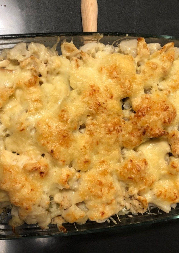 Una foto de Gratinado de coliflor, calabaza y pollo