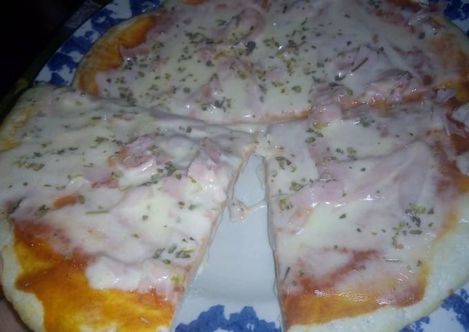 Pizza sin levadura y en sartén? Receta de Maih- Cookpad