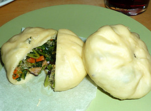 雪菜素包子 的食譜成品照片