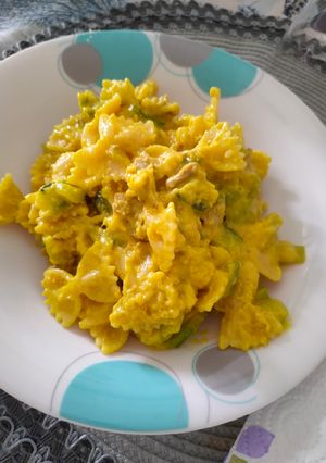 Foto di Farfalle con zucchine e carne ❤️
