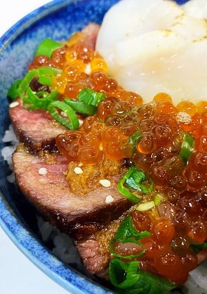 蒜香牛排海味丼飯 的食譜成品照片