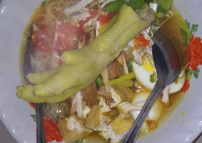 Soto ayam kuah bening