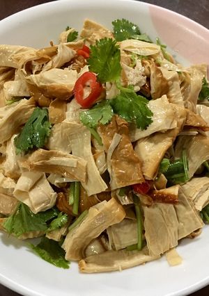 涼拌煙燻豆皮 的食譜成品照片