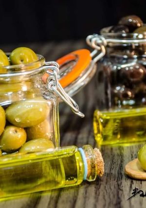 A picture of Green_olives_pickeles.